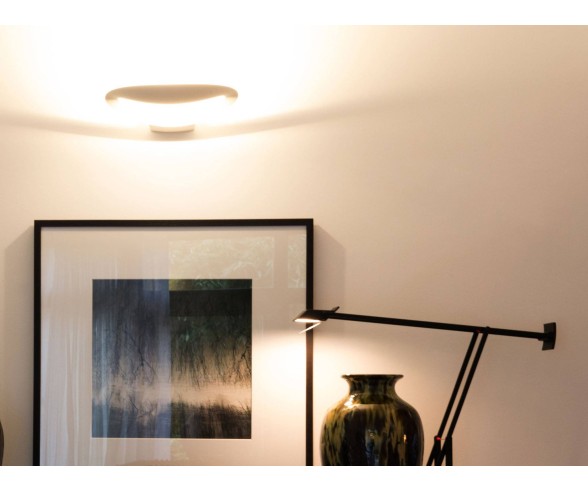 ARTEMIDE APPLIQUE MESMERI HALO