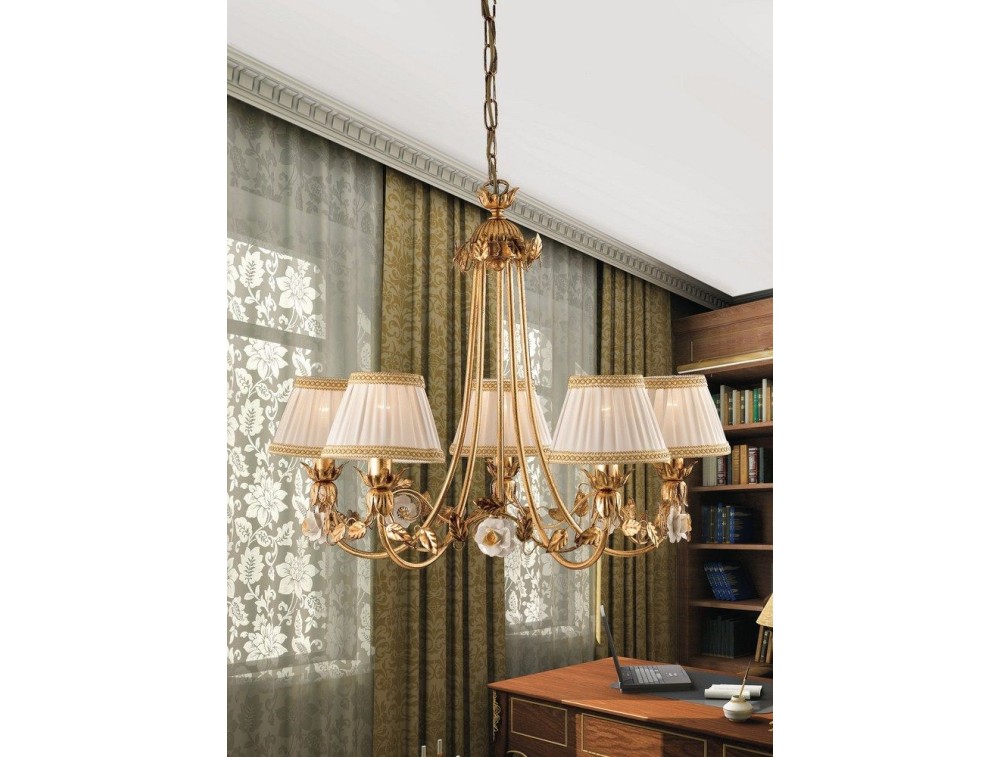 Lampadario classico 5 luci foglia oro con rosette in porcellana