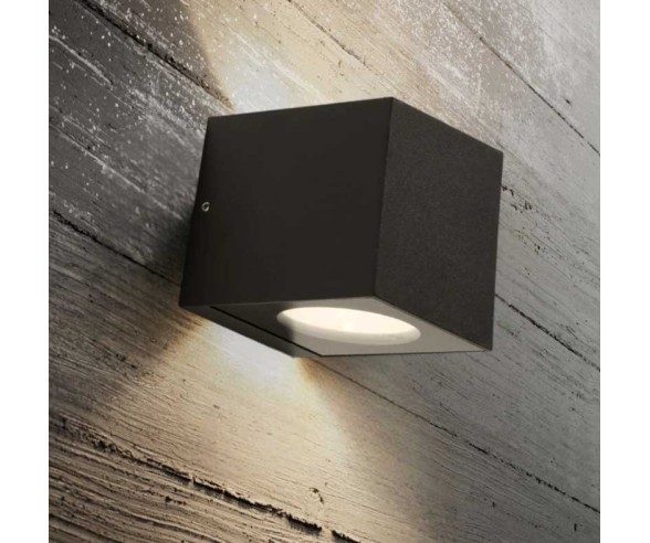 GEA LUCE APPLIQUE DA ESTERNO