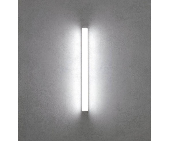 Redo Group Bathroom wall lampTask