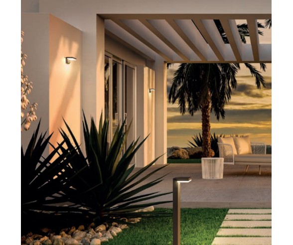 Redo Group Taiyo outdoor solar wall lamp