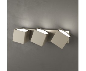 Applique da parete orientabile 3 luci sabbia
