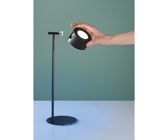 Fan Europe Tesla LED wiederaufladbare Tischlampe