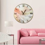 Liquid model wall clock