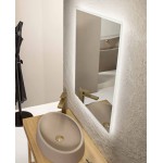 Rechteckiger Badezimmerspiegel mit LED-Frame