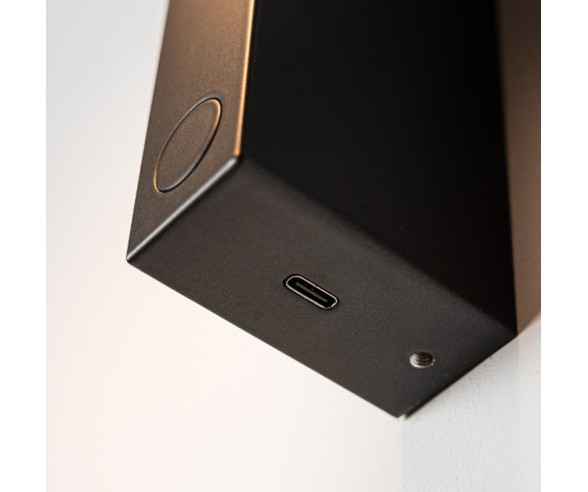 Vivida International Wall lamp Noxis